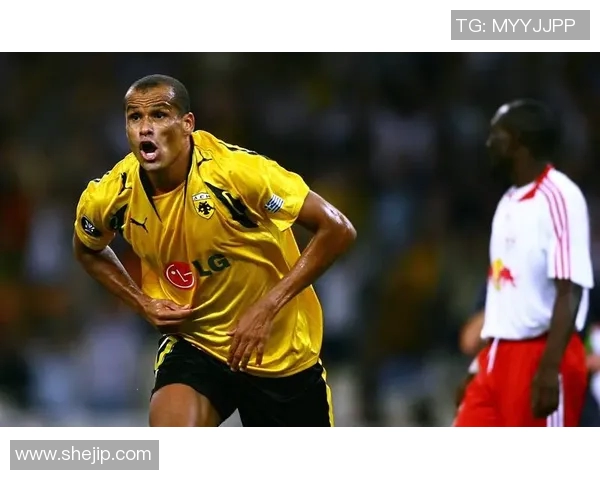 世界级足球巨星过人技巧揭秘:盘点历史上最具魅力的突破瞬间